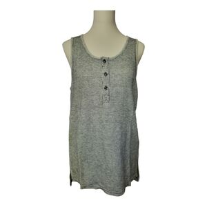 Strand‎ California women’s sleeveless henley tank top in size Small.